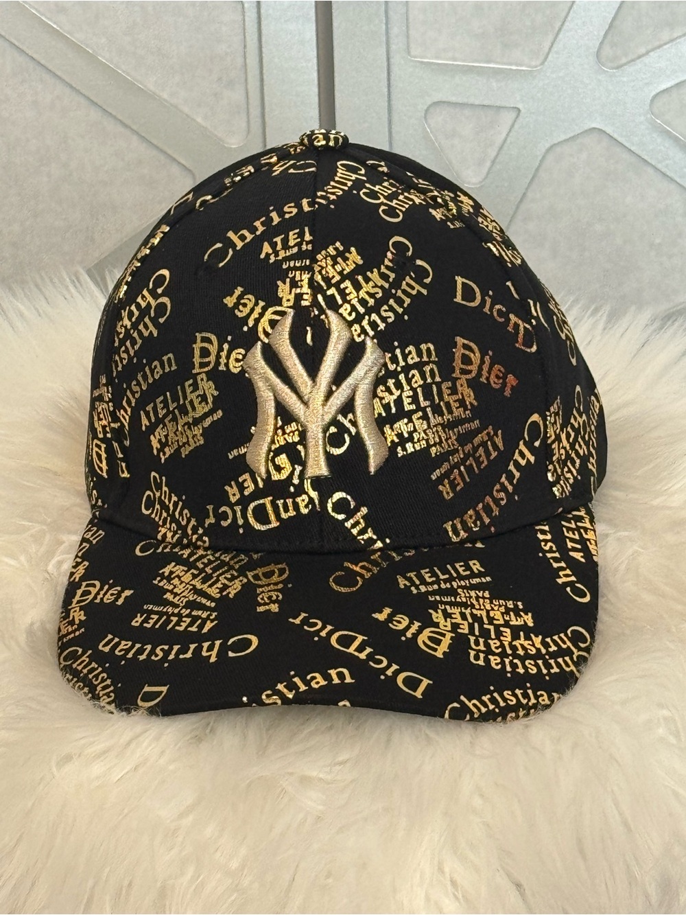 New Arrivals! Chic Fashion Black & Gold Metallic Script Baseball Cap.